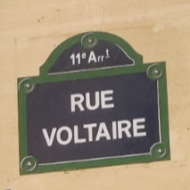 Les amis de la rue Voltaire à Paris